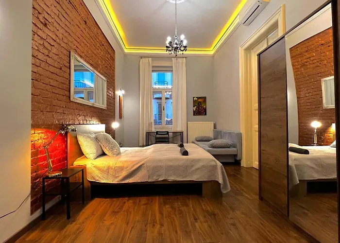 Apartman V6 By Small